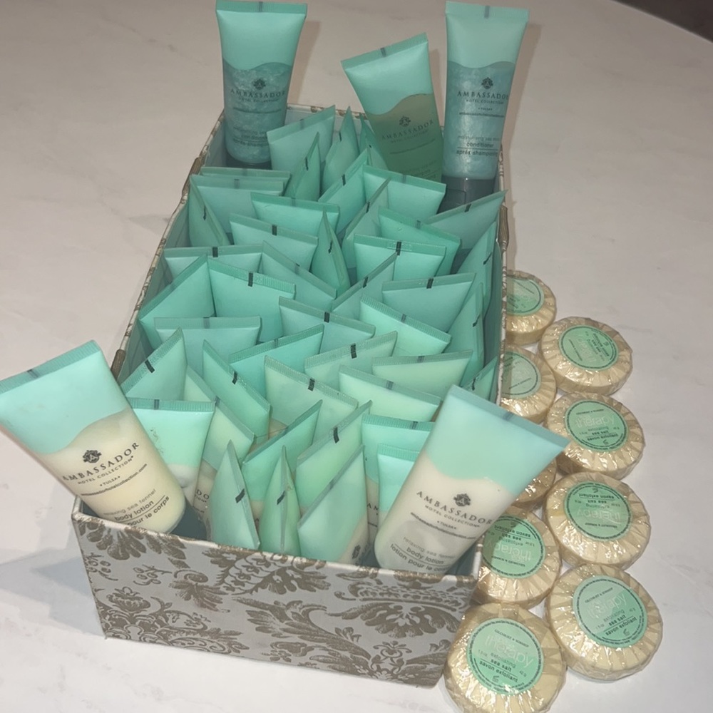 Spa guest bathroom toiletries lotions 🧴 60 variety pc w/ box - Picture 2 of 16